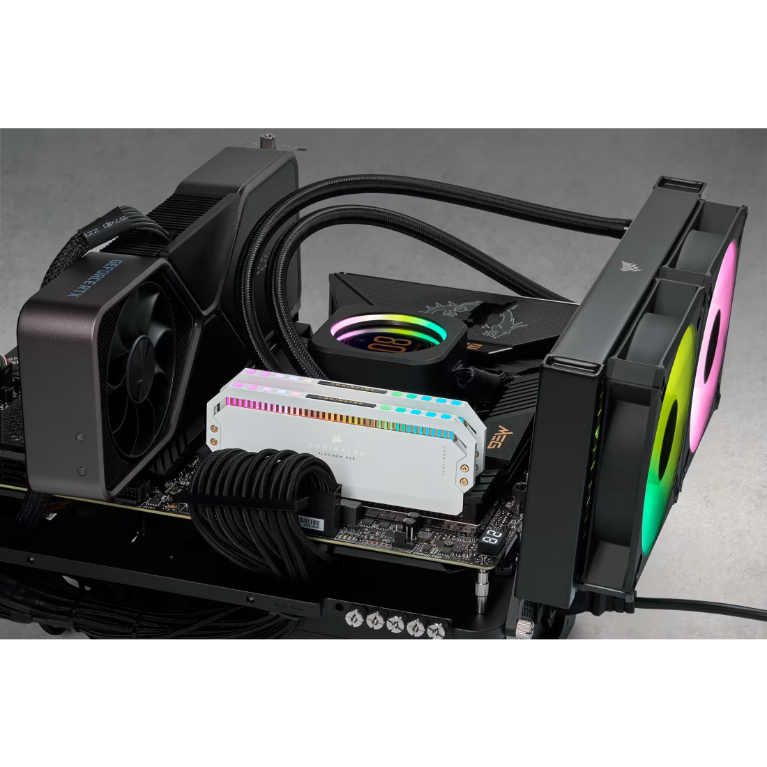 Corsair Dominator Platinum RGB White 32GB (16GBx2) 6200MHz CL36 DDR5 RAM